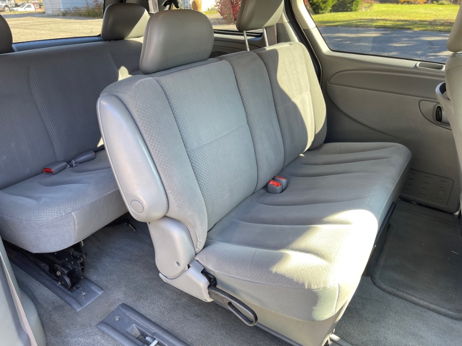 2007 Dodge Caravan 4dr Wgn SE *Ltd Avail*, available for sale in Plainville, Connecticut | Farmington Auto Park LLC. Plainville, Connecticut 2007 Dodge Caravan 4dr Wgn SE *Ltd Avail*, available for sale in Plainville, Connecticut | Farmington Auto Park LLC. Plainville, Connecticut