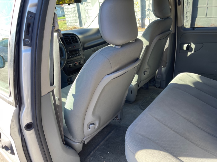 2007 Dodge Caravan 4dr Wgn SE *Ltd Avail*, available for sale in Plainville, Connecticut | Farmington Auto Park LLC. Plainville, Connecticut 2007 Dodge Caravan 4dr Wgn SE *Ltd Avail*, available for sale in Plainville, Connecticut | Farmington Auto Park LLC. Plainville, Connecticut
