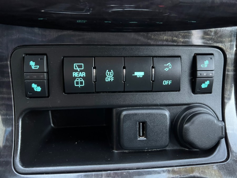 Used Buick Enclave AWD 4dr Leather 2015 | Bristol Auto Center LLC. Bristol, Connecticut Used Buick Enclave AWD 4dr Leather 2015 | Bristol Auto Center LLC. Bristol, Connecticut