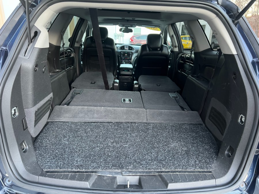 Used Buick Enclave AWD 4dr Leather 2015 | Bristol Auto Center LLC. Bristol, Connecticut Used Buick Enclave AWD 4dr Leather 2015 | Bristol Auto Center LLC. Bristol, Connecticut