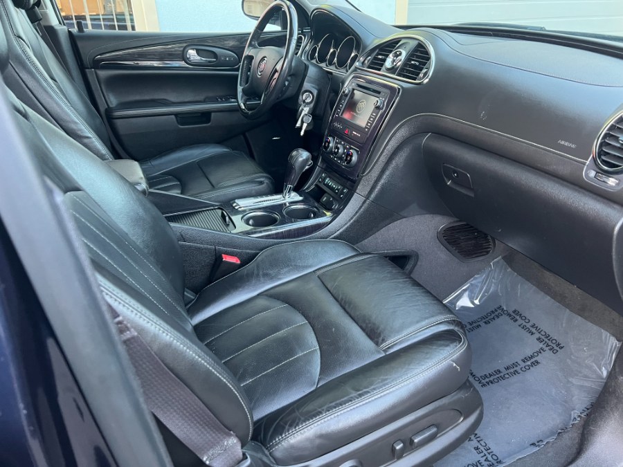Used Buick Enclave AWD 4dr Leather 2015 | Bristol Auto Center LLC. Bristol, Connecticut Used Buick Enclave AWD 4dr Leather 2015 | Bristol Auto Center LLC. Bristol, Connecticut