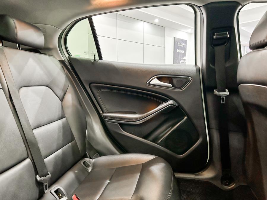 2015 Mercedes-Benz GLA-Class 4MATIC 4dr GLA250, available for sale in Franklin Square, New York | Luxury Motor Club. Franklin Square, New York 2015 Mercedes-Benz GLA-Class 4MATIC 4dr GLA250, available for sale in Franklin Square, New York | Luxury Motor Club. Franklin Square, New York