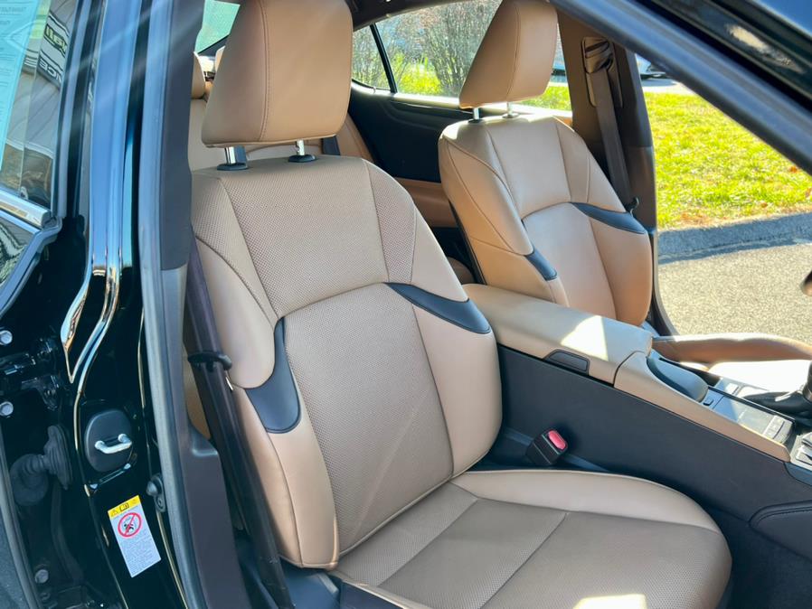 Used Lexus ES ES 350 Luxury FWD 2019 | Tru Auto Mall. Berlin, Connecticut Used Lexus ES ES 350 Luxury FWD 2019 | Tru Auto Mall. Berlin, Connecticut