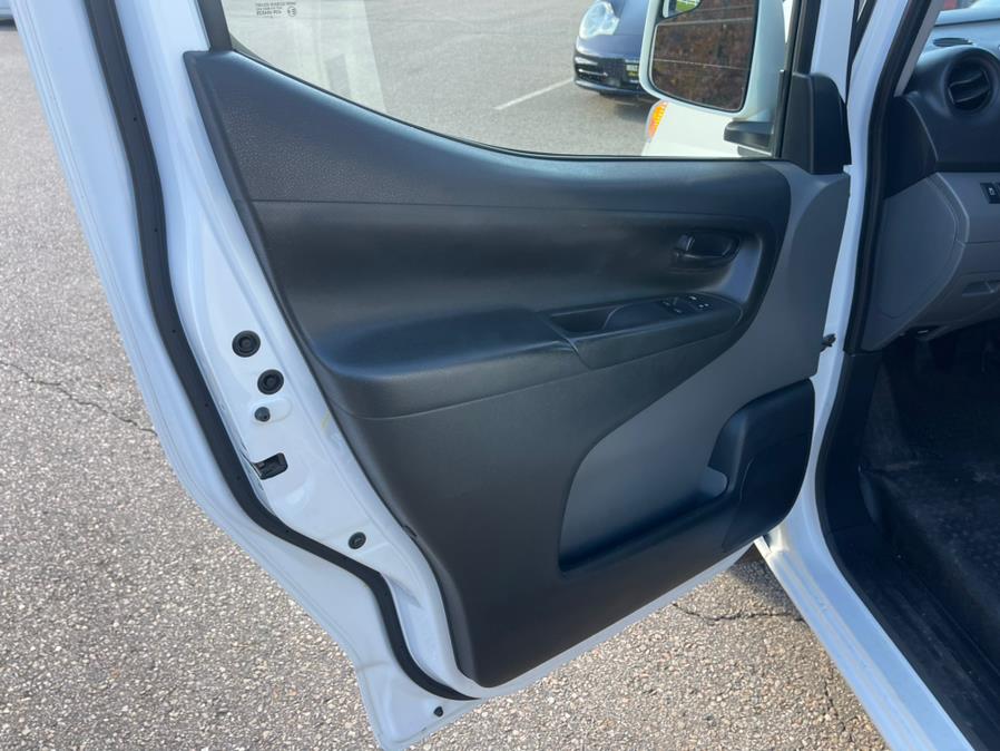 2015 Nissan NV200 I4 SV, available for sale in South Windsor, Connecticut | Mike And Tony Auto Sales, Inc. South Windsor, Connecticut 2015 Nissan NV200 I4 SV, available for sale in South Windsor, Connecticut | Mike And Tony Auto Sales, Inc. South Windsor, Connecticut