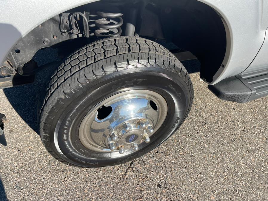 Used Ford Super Duty F-350 DRW 4WD Reg Cab 141" WB 60" CA XL 2015 | Mike And Tony Auto Sales, Inc. South Windsor, Connecticut Used Ford Super Duty F-350 DRW 4WD Reg Cab 141" WB 60" CA XL 2015 | Mike And Tony Auto Sales, Inc. South Windsor, Connecticut