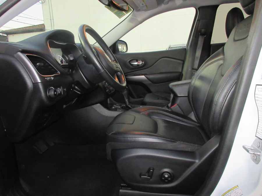 Used Jeep Cherokee Limited 4x4 2019 | Route 27 Auto Mall. Linden, New Jersey Used Jeep Cherokee Limited 4x4 2019 | Route 27 Auto Mall. Linden, New Jersey