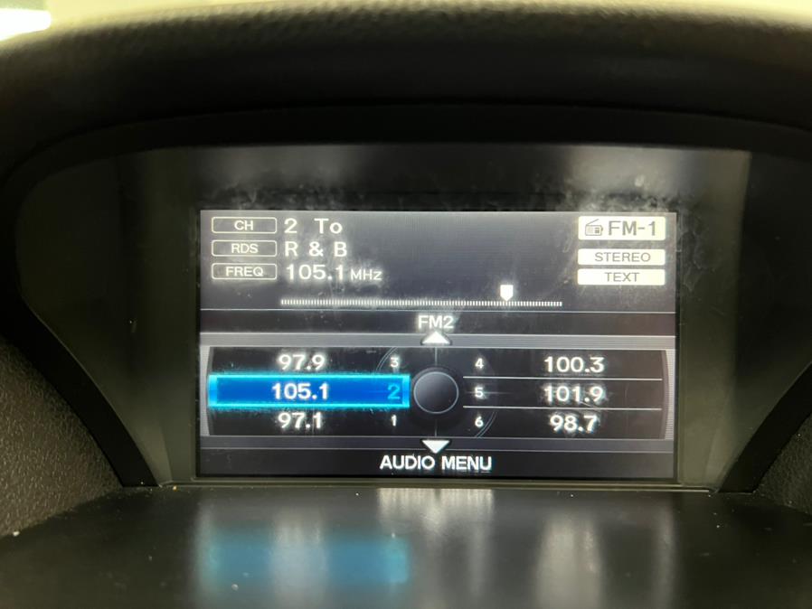 Used Acura TL 4dr Sdn 2WD Tech 2010 | M Auto Group. Elizabeth, New Jersey Used Acura TL 4dr Sdn 2WD Tech 2010 | M Auto Group. Elizabeth, New Jersey