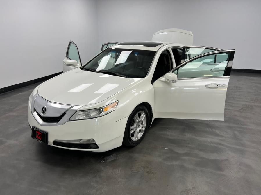 Used Acura TL 4dr Sdn 2WD Tech 2010 | M Auto Group. Elizabeth, New Jersey Used Acura TL 4dr Sdn 2WD Tech 2010 | M Auto Group. Elizabeth, New Jersey