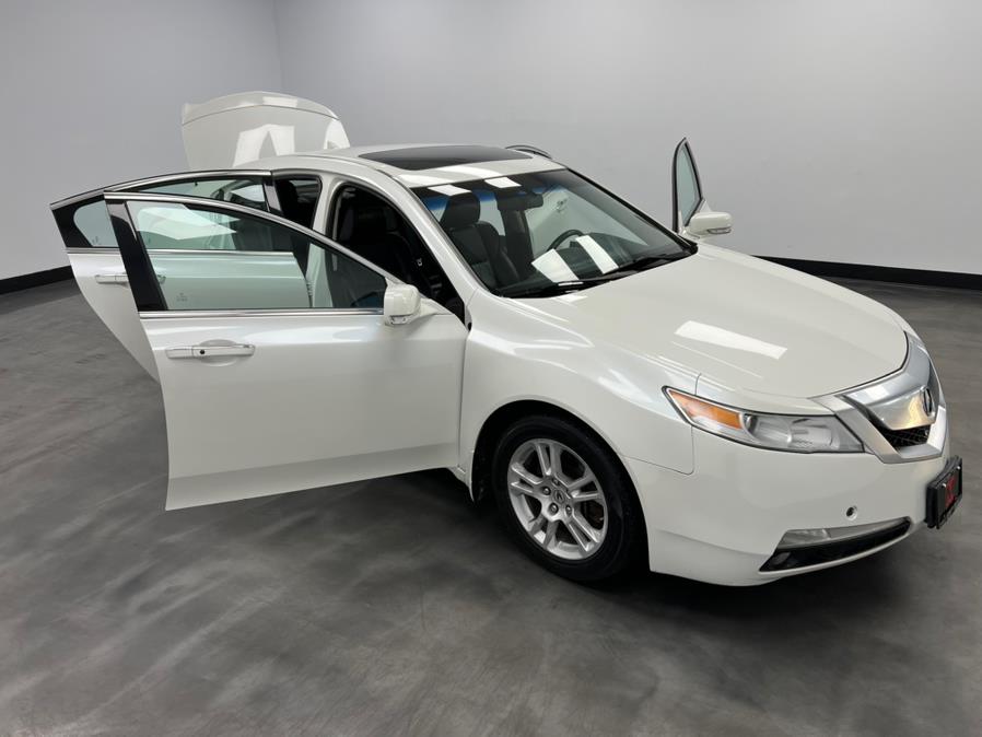 Used Acura TL 4dr Sdn 2WD Tech 2010 | M Auto Group. Elizabeth, New Jersey Used Acura TL 4dr Sdn 2WD Tech 2010 | M Auto Group. Elizabeth, New Jersey