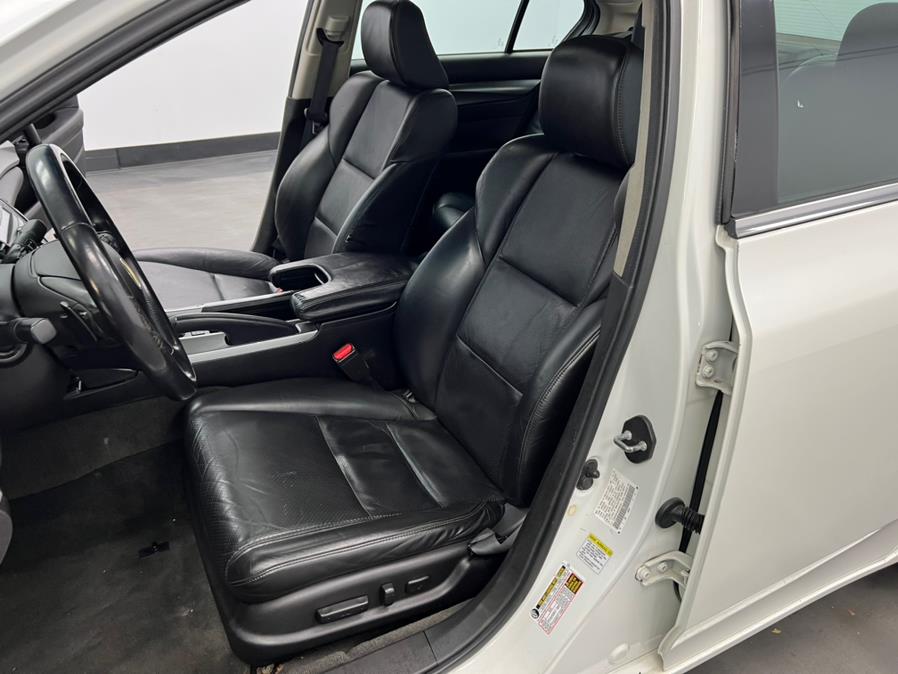 Used Acura TL 4dr Sdn 2WD Tech 2010 | M Auto Group. Elizabeth, New Jersey Used Acura TL 4dr Sdn 2WD Tech 2010 | M Auto Group. Elizabeth, New Jersey