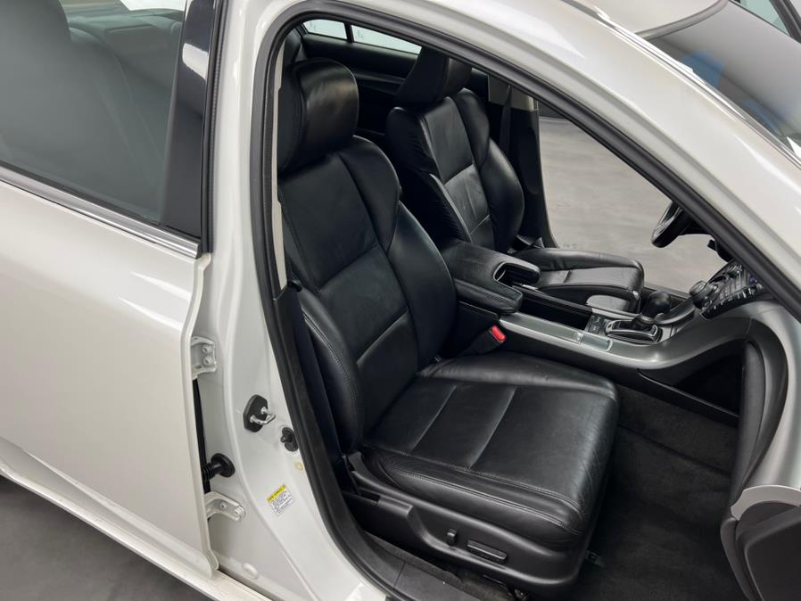 Used Acura TL 4dr Sdn 2WD Tech 2010 | M Auto Group. Elizabeth, New Jersey Used Acura TL 4dr Sdn 2WD Tech 2010 | M Auto Group. Elizabeth, New Jersey