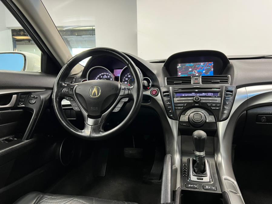 Used Acura TL 4dr Sdn 2WD Tech 2010 | M Auto Group. Elizabeth, New Jersey Used Acura TL 4dr Sdn 2WD Tech 2010 | M Auto Group. Elizabeth, New Jersey