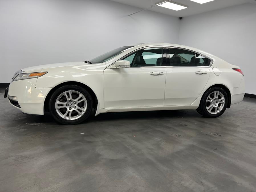 Used Acura TL 4dr Sdn 2WD Tech 2010 | M Auto Group. Elizabeth, New Jersey Used Acura TL 4dr Sdn 2WD Tech 2010 | M Auto Group. Elizabeth, New Jersey