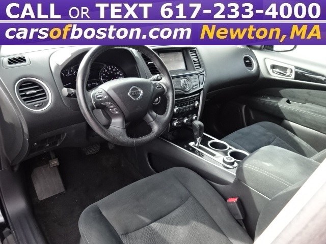 Used Nissan Pathfinder 4WD 4dr SV 2013 | Jacob Auto Sales. Newton, Massachusetts