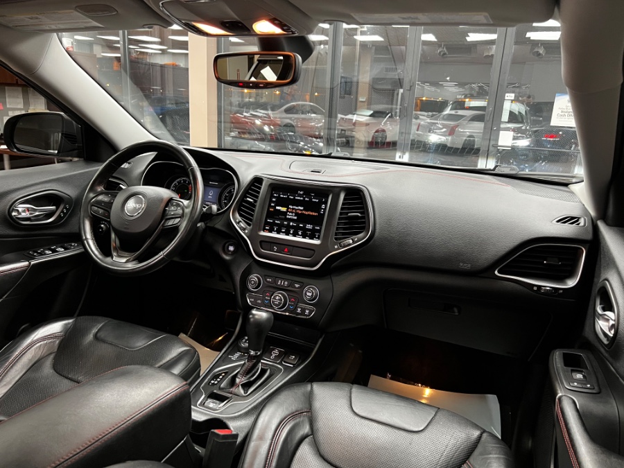 Used Jeep Cherokee Trailhawk Elite 4x4 2019 | Power Motors East. Massapequa Park, New York Used Jeep Cherokee Trailhawk Elite 4x4 2019 | Power Motors East. Massapequa Park, New York