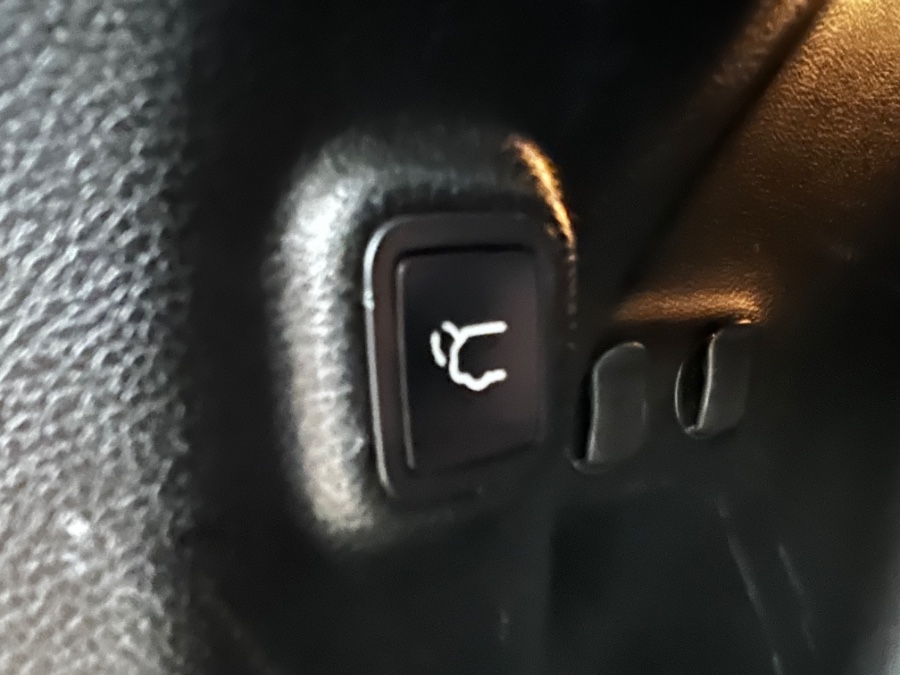 Used Jeep Cherokee Trailhawk Elite 4x4 2019 | Power Motors East. Massapequa Park, New York Used Jeep Cherokee Trailhawk Elite 4x4 2019 | Power Motors East. Massapequa Park, New York