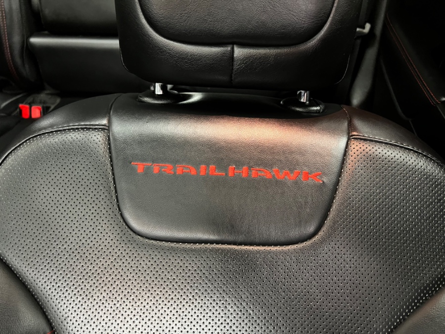 Used Jeep Cherokee Trailhawk Elite 4x4 2019 | Power Motors East. Massapequa Park, New York Used Jeep Cherokee Trailhawk Elite 4x4 2019 | Power Motors East. Massapequa Park, New York