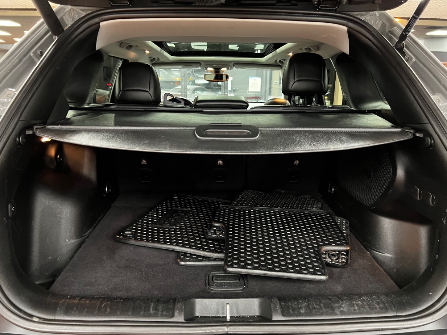 Used Jeep Cherokee Trailhawk Elite 4x4 2019 | Power Motors East. Massapequa Park, New York Used Jeep Cherokee Trailhawk Elite 4x4 2019 | Power Motors East. Massapequa Park, New York