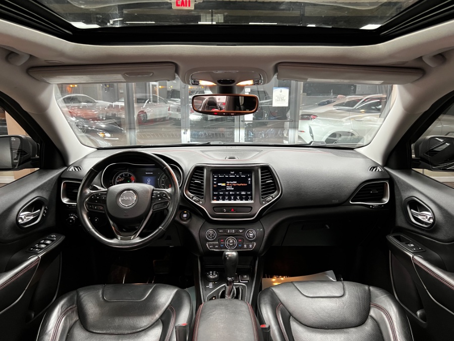 Used Jeep Cherokee Trailhawk Elite 4x4 2019 | Power Motors East. Massapequa Park, New York Used Jeep Cherokee Trailhawk Elite 4x4 2019 | Power Motors East. Massapequa Park, New York