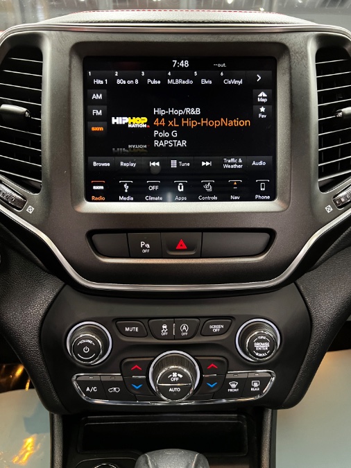 Used Jeep Cherokee Trailhawk Elite 4x4 2019 | Power Motors East. Massapequa Park, New York Used Jeep Cherokee Trailhawk Elite 4x4 2019 | Power Motors East. Massapequa Park, New York