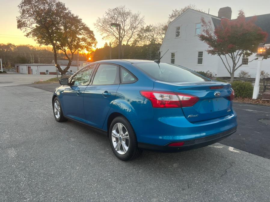 Used Ford Focus 4dr Sdn SE 2013 | Gas On The Run. Swansea, Massachusetts