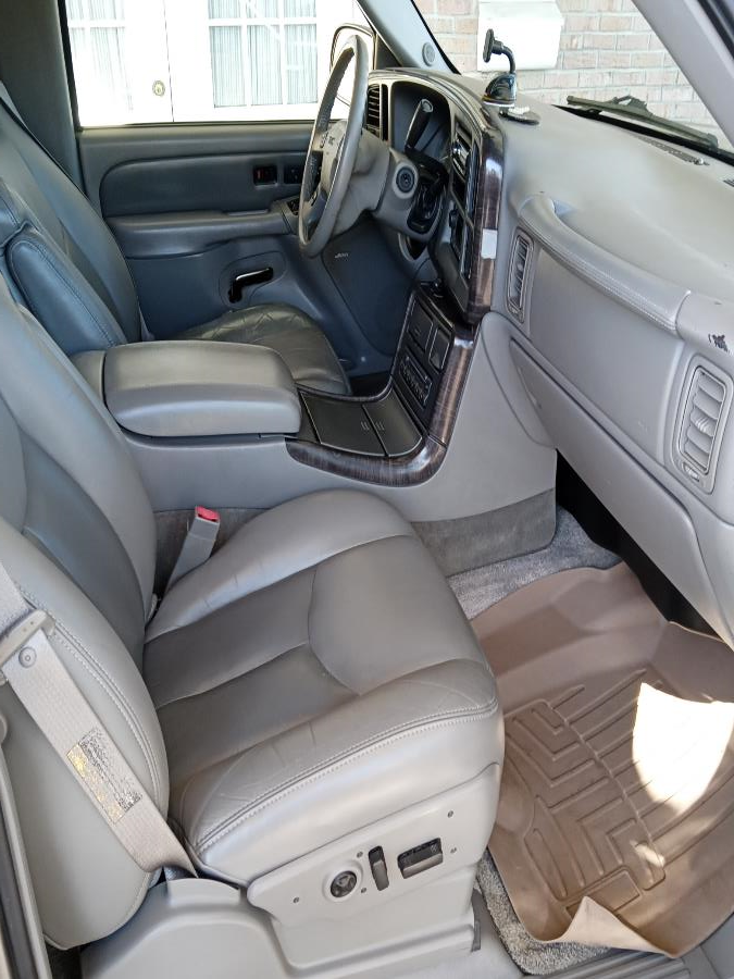 2003 GMC Yukon XL Denali 4dr 1500 AWD, available for sale in New Britain, Connecticut | Supreme Automotive. New Britain, Connecticut 2003 GMC Yukon XL Denali 4dr 1500 AWD, available for sale in New Britain, Connecticut | Supreme Automotive. New Britain, Connecticut