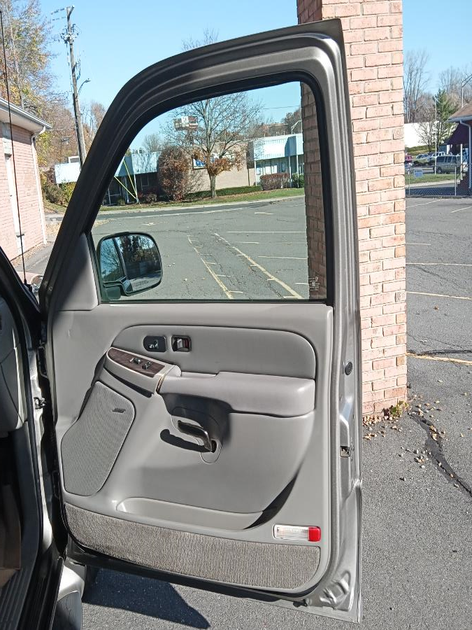 2003 GMC Yukon XL Denali 4dr 1500 AWD, available for sale in New Britain, Connecticut | Supreme Automotive. New Britain, Connecticut 2003 GMC Yukon XL Denali 4dr 1500 AWD, available for sale in New Britain, Connecticut | Supreme Automotive. New Britain, Connecticut