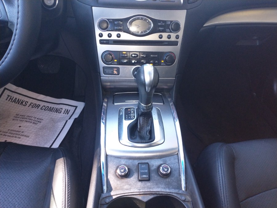 2015 Infiniti Q40 4dr Sdn AWD, available for sale in Elmont, New York | Sunrise of Elmont. Elmont, New York 2015 Infiniti Q40 4dr Sdn AWD, available for sale in Elmont, New York | Sunrise of Elmont. Elmont, New York