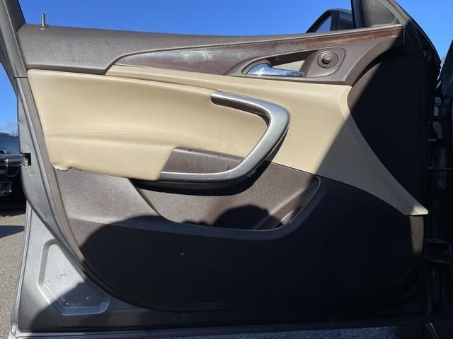 Used Buick Regal CXL 2011 | Blasius Federal Road. Brookfield, Connecticut Used Buick Regal CXL 2011 | Blasius Federal Road. Brookfield, Connecticut
