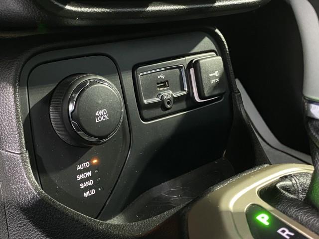 Used Jeep Renegade Altitude 2017 | Queens Auto Mall. Richmond Hill, New York Used Jeep Renegade Altitude 2017 | Queens Auto Mall. Richmond Hill, New York