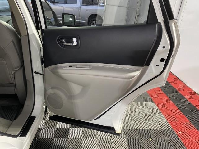 Used Nissan Rogue SL 2013 | Queens Auto Mall. Richmond Hill, New York Used Nissan Rogue SL 2013 | Queens Auto Mall. Richmond Hill, New York