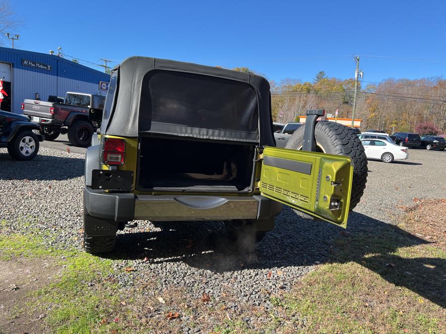 2010 Jeep Wrangler Unlimited 4WD 4dr Sport, available for sale in Branford, Connecticut | Al Mac Motors 2. Branford, Connecticut 2010 Jeep Wrangler Unlimited 4WD 4dr Sport, available for sale in Branford, Connecticut | Al Mac Motors 2. Branford, Connecticut