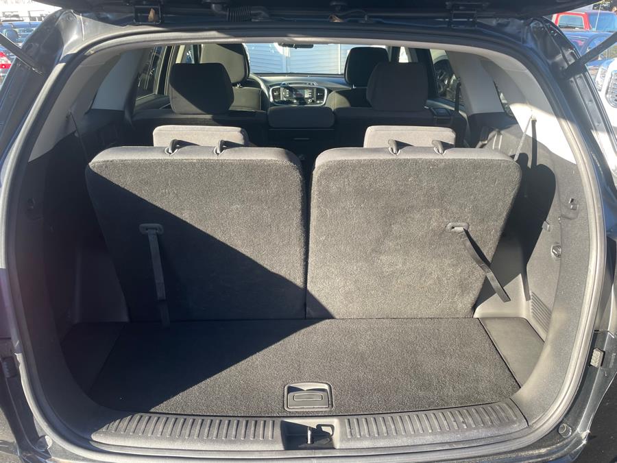 Used Kia Sorento FWD 4dr 3.3L LX 2016 | Malkoon Motors. Agawam, Massachusetts Used Kia Sorento FWD 4dr 3.3L LX 2016 | Malkoon Motors. Agawam, Massachusetts