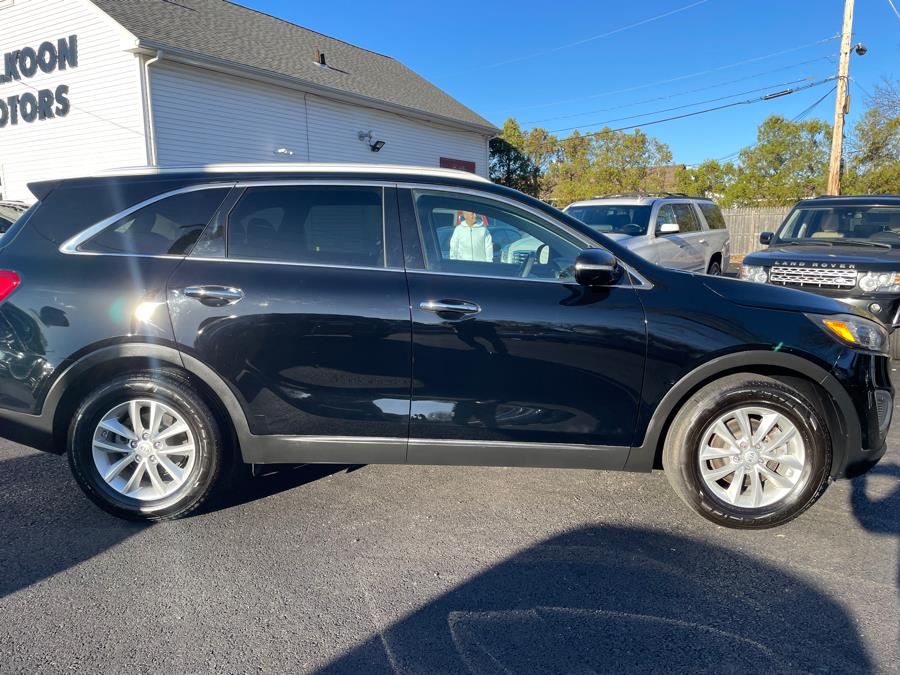 Used Kia Sorento FWD 4dr 3.3L LX 2016 | Malkoon Motors. Agawam, Massachusetts Used Kia Sorento FWD 4dr 3.3L LX 2016 | Malkoon Motors. Agawam, Massachusetts