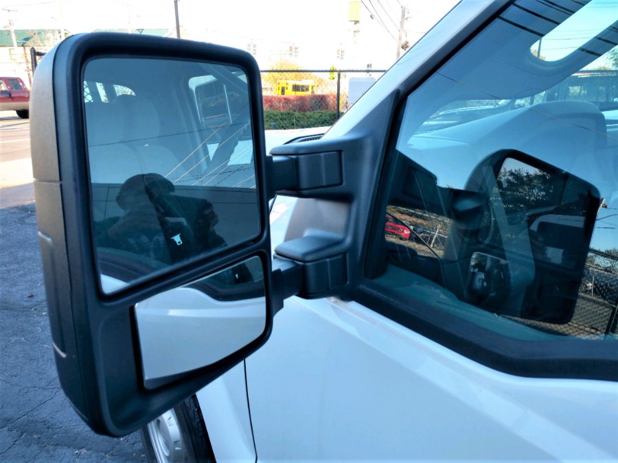 2015 Ford F350 SUPER DUTY LONG BED w LIFTGATE 2WD Reg Cab 137" XL, available for sale in COPIAGUE, New York | Warwick Auto Sales Inc. COPIAGUE, New York 2015 Ford F350 SUPER DUTY LONG BED w LIFTGATE 2WD Reg Cab 137" XL, available for sale in COPIAGUE, New York | Warwick Auto Sales Inc. COPIAGUE, New York