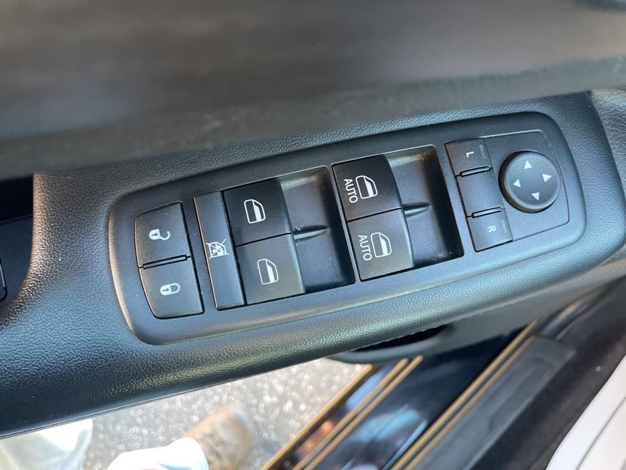 2017 Jeep Grand Cherokee Laredo 4x4, available for sale in Hartford, Connecticut | Lex Autos LLC. Hartford, Connecticut 2017 Jeep Grand Cherokee Laredo 4x4, available for sale in Hartford, Connecticut | Lex Autos LLC. Hartford, Connecticut