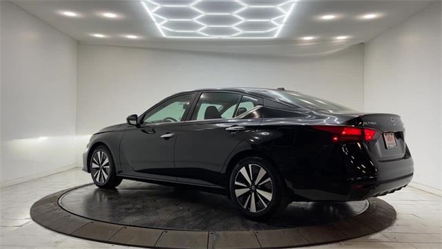 Used Nissan Altima 2.5 SV 2021 | Eastchester Motor Cars. Bronx, New York Used Nissan Altima 2.5 SV 2021 | Eastchester Motor Cars. Bronx, New York