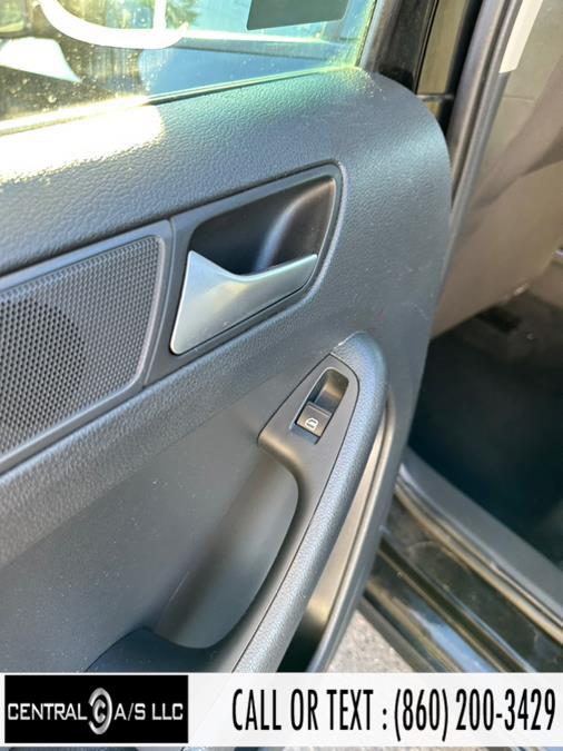 Used Volkswagen Jetta Sedan 4dr Auto S 2013 | Central A/S LLC. East Windsor, Connecticut Used Volkswagen Jetta Sedan 4dr Auto S 2013 | Central A/S LLC. East Windsor, Connecticut