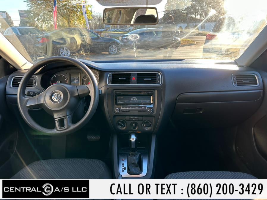 Used Volkswagen Jetta Sedan 4dr Auto S 2013 | Central A/S LLC. East Windsor, Connecticut Used Volkswagen Jetta Sedan 4dr Auto S 2013 | Central A/S LLC. East Windsor, Connecticut