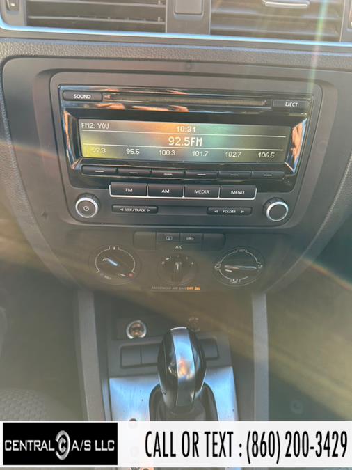 Used Volkswagen Jetta Sedan 4dr Auto S 2013 | Central A/S LLC. East Windsor, Connecticut Used Volkswagen Jetta Sedan 4dr Auto S 2013 | Central A/S LLC. East Windsor, Connecticut