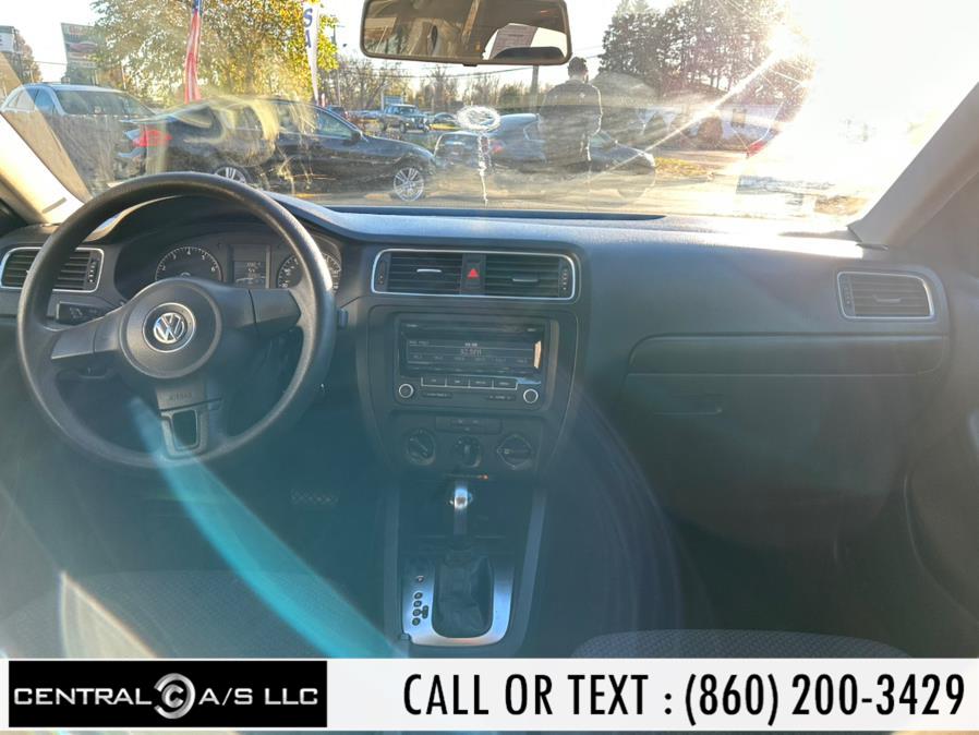 Used Volkswagen Jetta Sedan 4dr Auto S 2013 | Central A/S LLC. East Windsor, Connecticut Used Volkswagen Jetta Sedan 4dr Auto S 2013 | Central A/S LLC. East Windsor, Connecticut