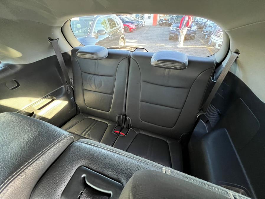 Used Kia Sorento 2WD 4dr I4 EX 2011 | Route 46 Auto Sales Inc. Lodi, New Jersey Used Kia Sorento 2WD 4dr I4 EX 2011 | Route 46 Auto Sales Inc. Lodi, New Jersey