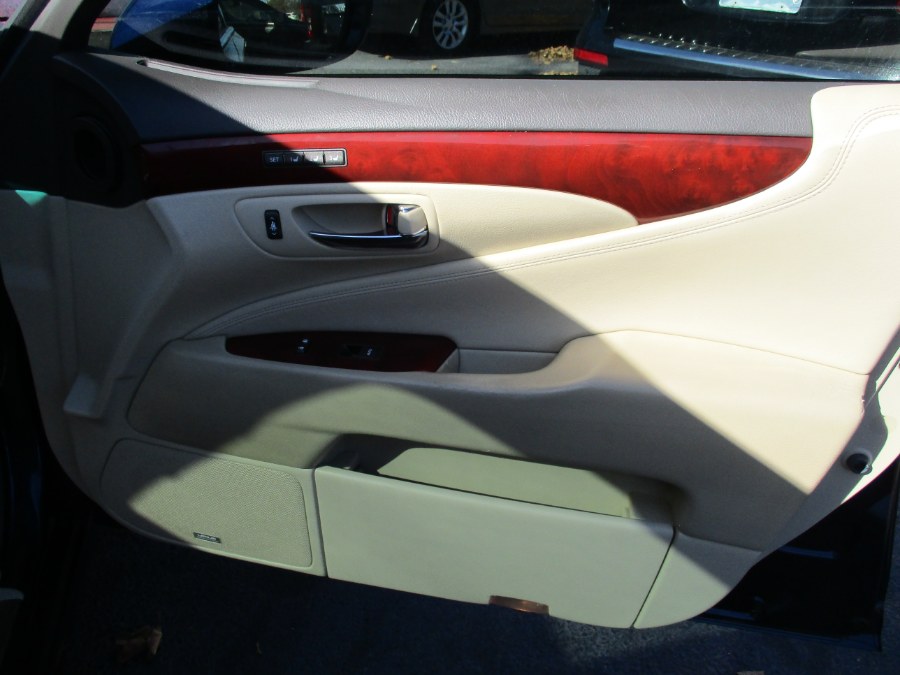 2012 Lexus LS 460 4dr Sdn RWD, available for sale in West Babylon, New York | New Gen Auto Group. West Babylon, New York 2012 Lexus LS 460 4dr Sdn RWD, available for sale in West Babylon, New York | New Gen Auto Group. West Babylon, New York