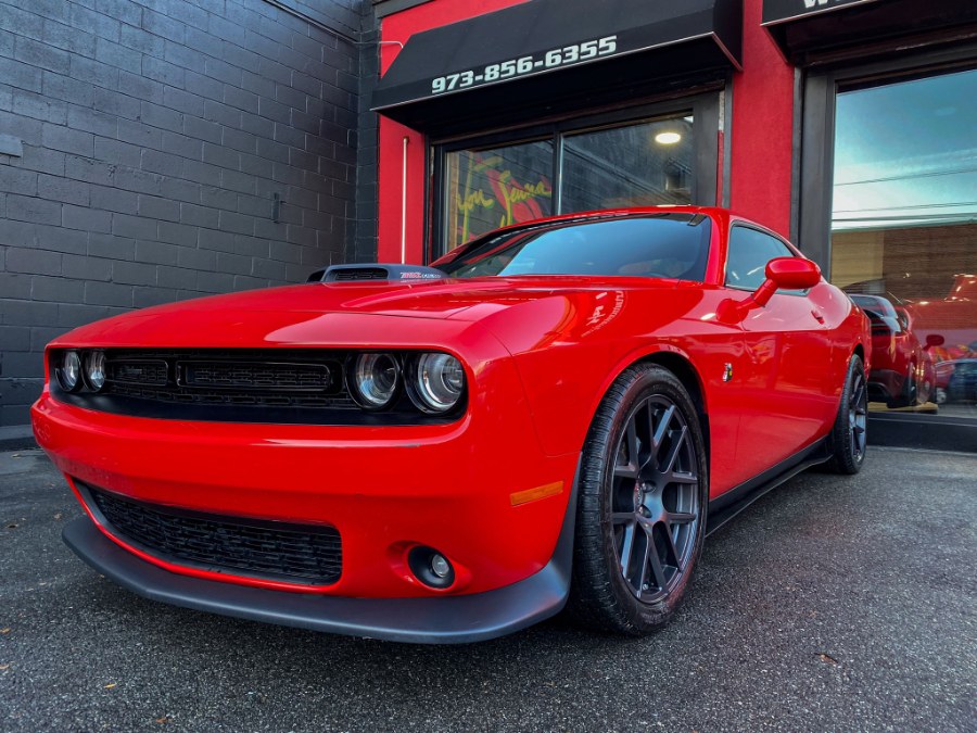 Used Dodge Challenger 2dr Cpe R/T Scat Pack 2016 | RT Auto Center LLC. Newark, New Jersey Used Dodge Challenger 2dr Cpe R/T Scat Pack 2016 | RT Auto Center LLC. Newark, New Jersey