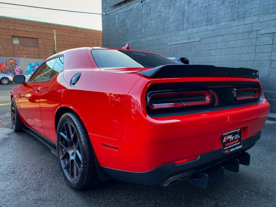 Used Dodge Challenger 2dr Cpe R/T Scat Pack 2016 | RT Auto Center LLC. Newark, New Jersey Used Dodge Challenger 2dr Cpe R/T Scat Pack 2016 | RT Auto Center LLC. Newark, New Jersey