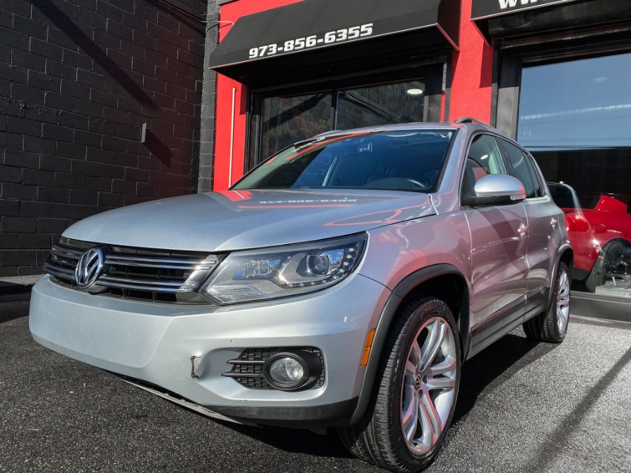 Used Volkswagen Tiguan 2WD 4dr Auto SEL 2013 | RT Auto Center LLC. Newark, New Jersey Used Volkswagen Tiguan 2WD 4dr Auto SEL 2013 | RT Auto Center LLC. Newark, New Jersey