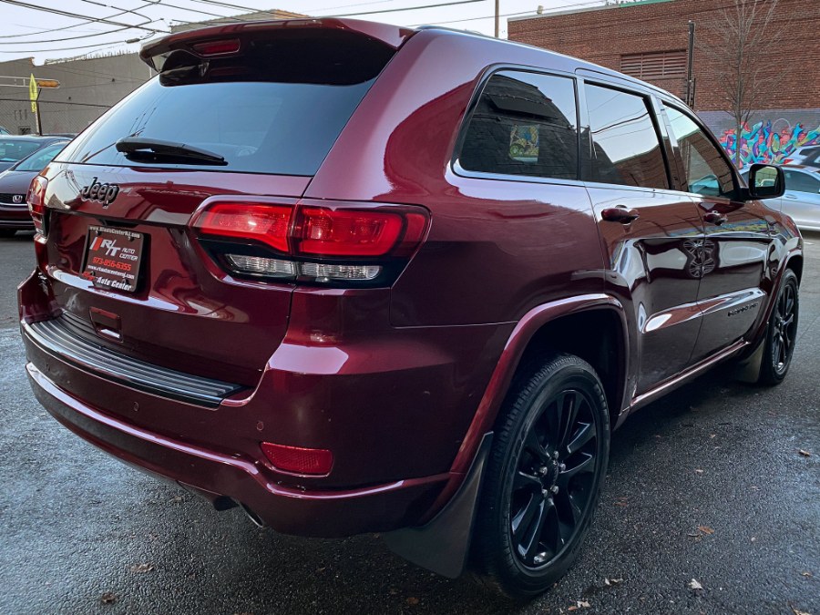 Used Jeep Grand Cherokee Altitude 4x4 *Ltd Avail* 2018 | RT Auto Center LLC. Newark, New Jersey Used Jeep Grand Cherokee Altitude 4x4 *Ltd Avail* 2018 | RT Auto Center LLC. Newark, New Jersey