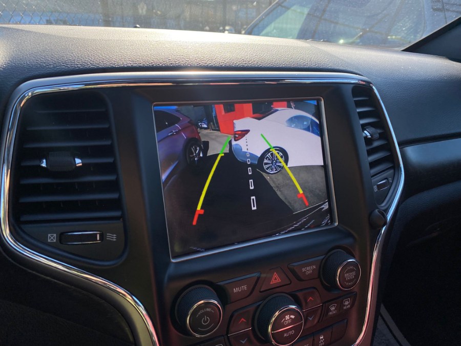 Used Jeep Grand Cherokee Altitude 4x4 *Ltd Avail* 2018 | RT Auto Center LLC. Newark, New Jersey Used Jeep Grand Cherokee Altitude 4x4 *Ltd Avail* 2018 | RT Auto Center LLC. Newark, New Jersey