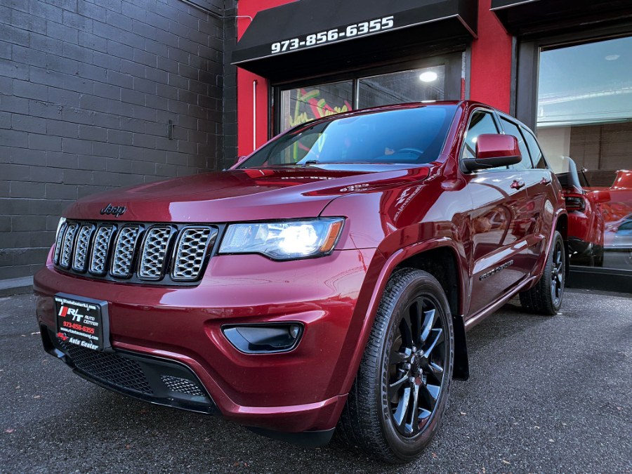 Used Jeep Grand Cherokee Altitude 4x4 *Ltd Avail* 2018 | RT Auto Center LLC. Newark, New Jersey Used Jeep Grand Cherokee Altitude 4x4 *Ltd Avail* 2018 | RT Auto Center LLC. Newark, New Jersey