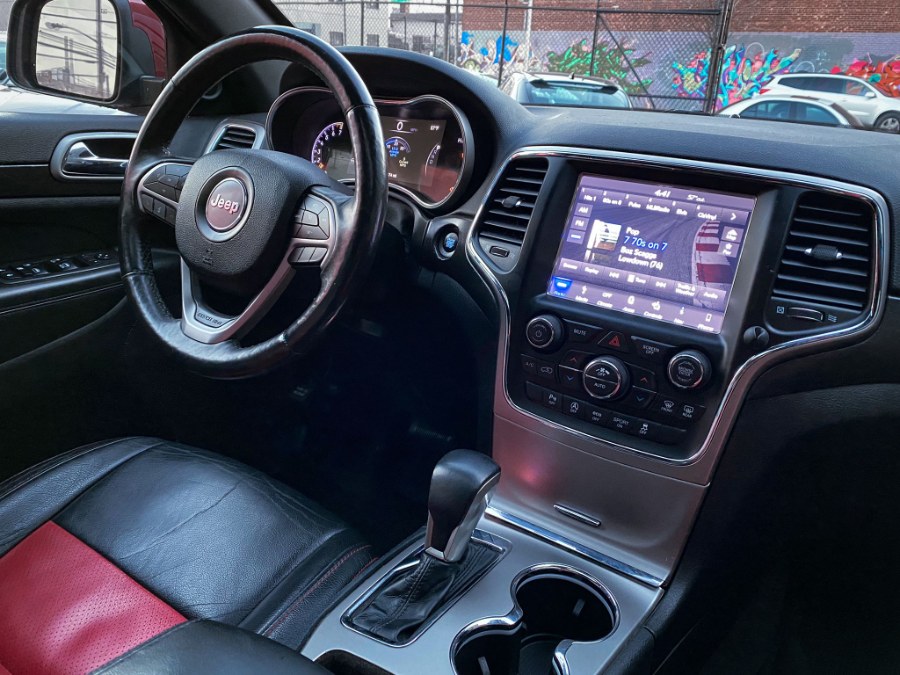 Used Jeep Grand Cherokee Altitude 4x4 *Ltd Avail* 2018 | RT Auto Center LLC. Newark, New Jersey Used Jeep Grand Cherokee Altitude 4x4 *Ltd Avail* 2018 | RT Auto Center LLC. Newark, New Jersey